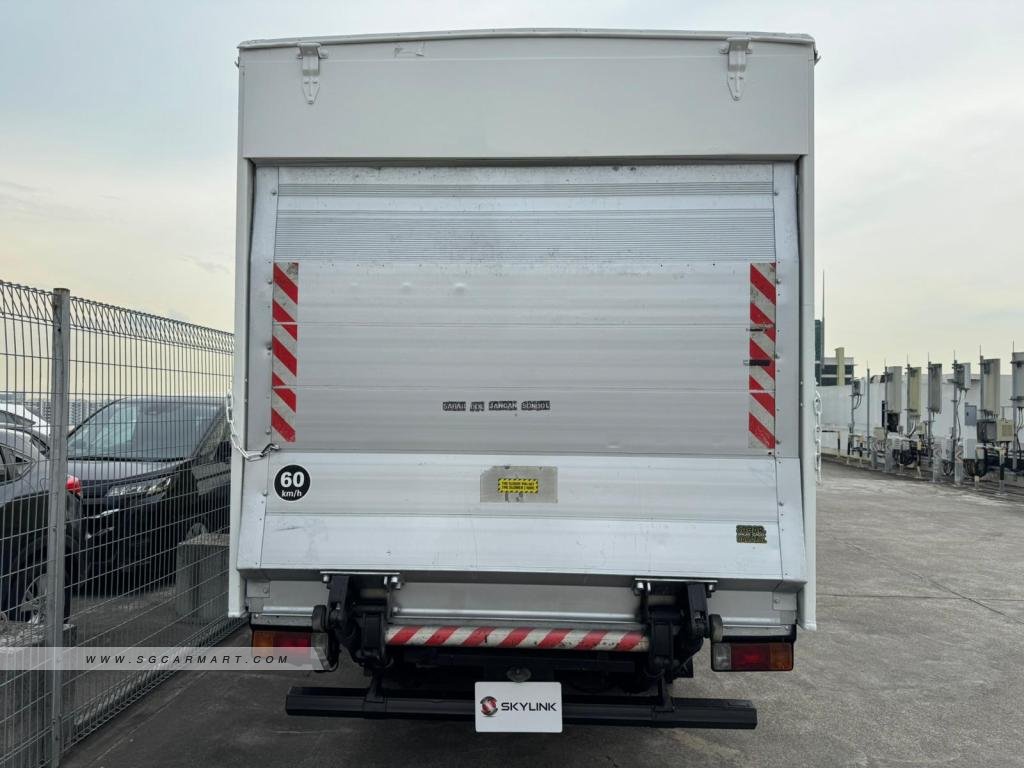 KYC V7 Electric Van -Photo 4
