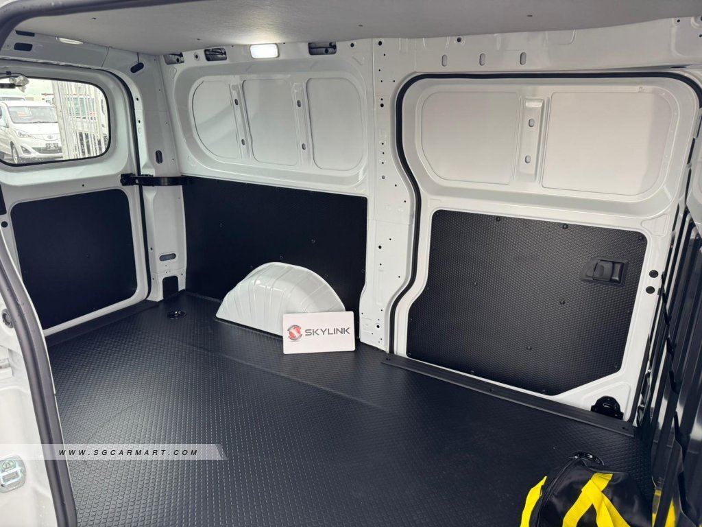 Maxus eDeliver 5 Electric - Photo 9