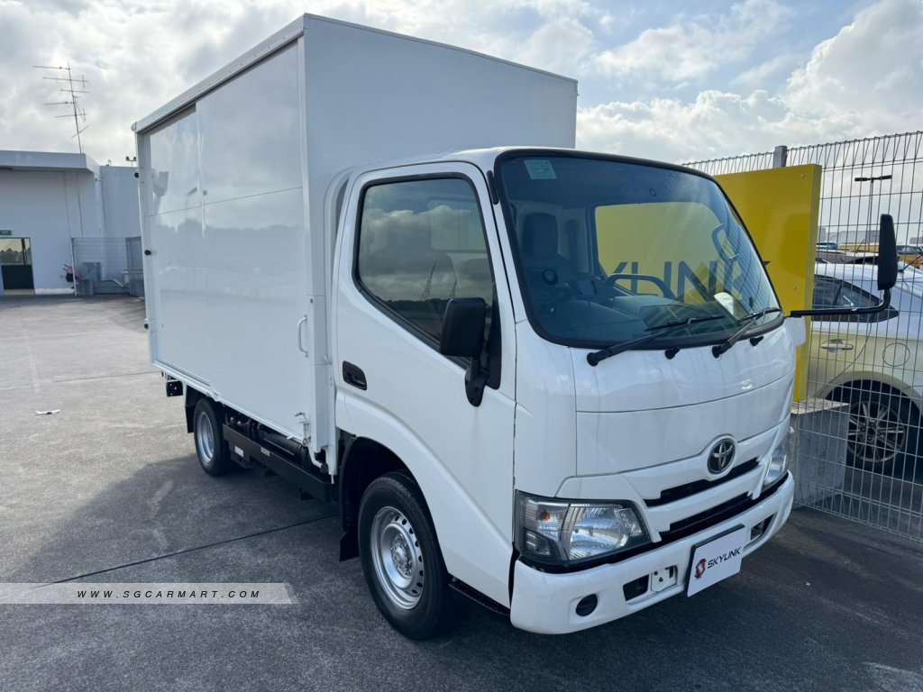 KYC V7 Electric Van -Photo 1