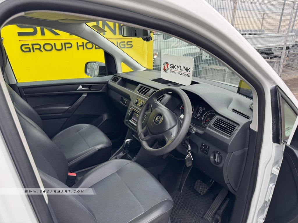 Volkswagen Caddy 2.0A TDI - Photo 7